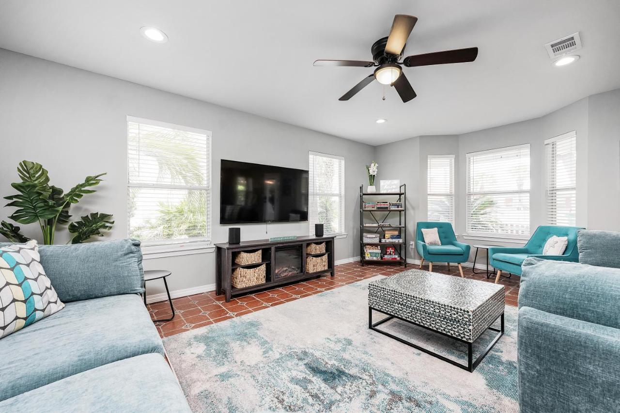Private Beach Access, Fenced Yard & Pet Friendly, Pool, Cabana Life Beach House Destin Exterior photo