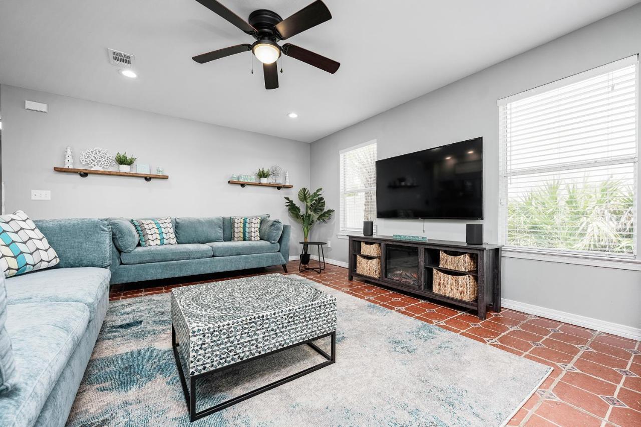 Private Beach Access, Fenced Yard & Pet Friendly, Pool, Cabana Life Beach House Destin Exterior photo